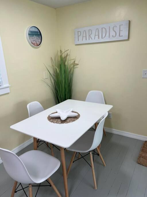The Sunshine Homestay New Smyrna Beach Exterior photo